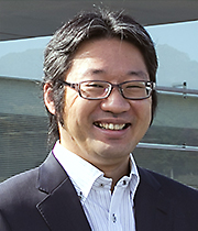 Tetsushi Sakuma, Associate Professor